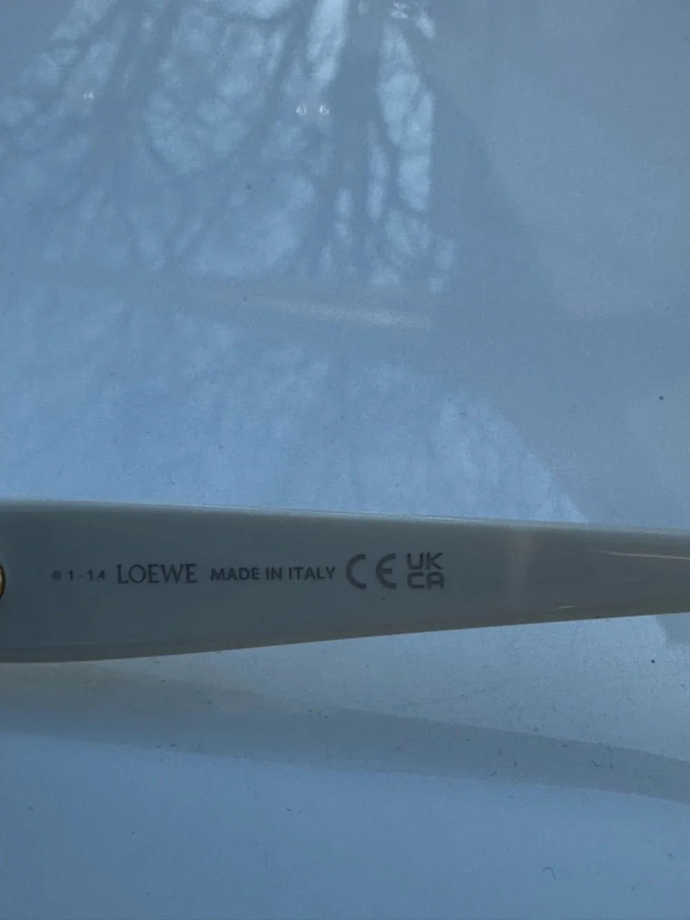 Loewe Round Sunglasses LW40135I White w/ COA Italy